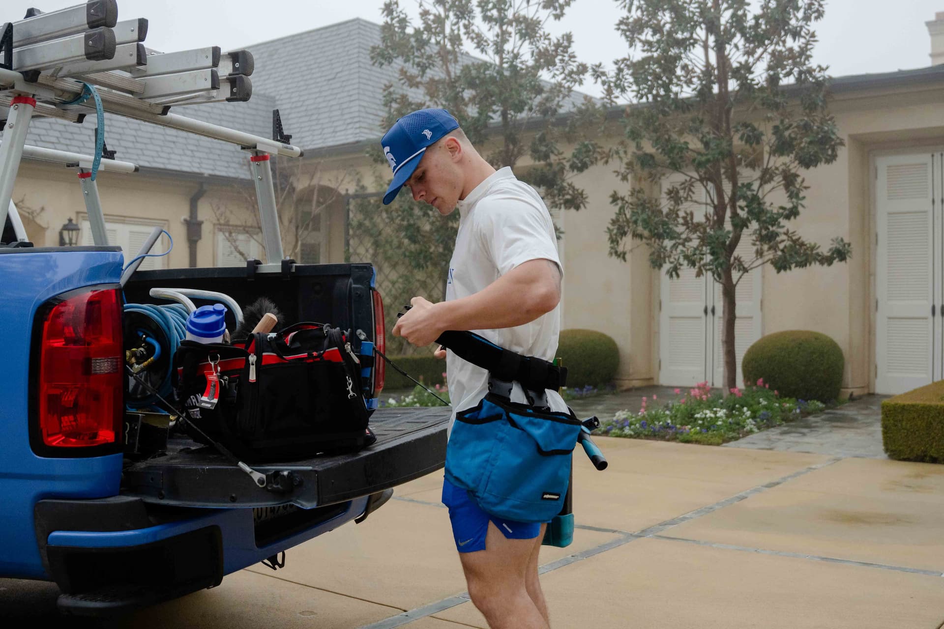 Blog post Why Do Windows in Clovis Get Hard Water Spots So Fast? image