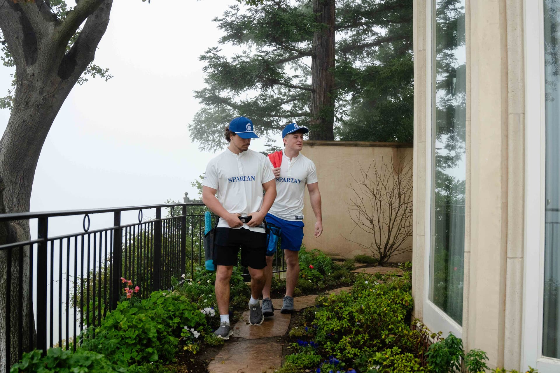 Blog post Why Dirty Windows Are Costing You More Than You Think (And How to Fix It Fast) image